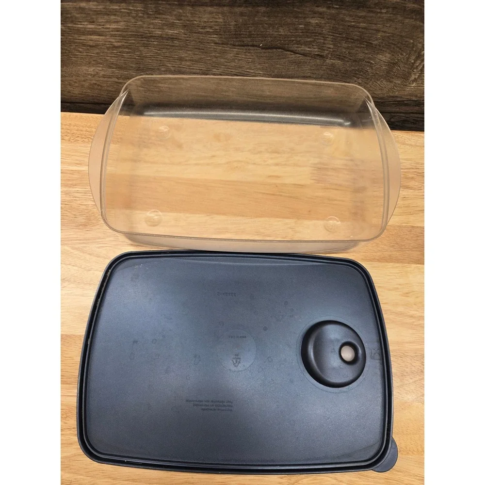 Tupperware Vent N Serve 6 Cup 1.4L Rectangular Microwave Container 3381B-1 Navy